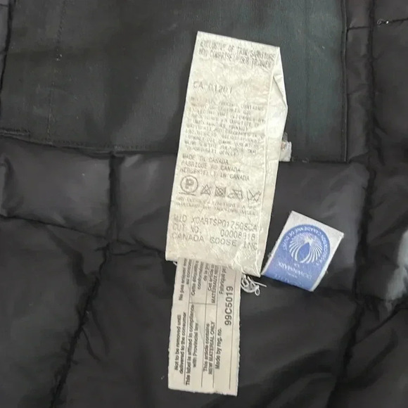 Canada goose black parka with real  fur trim hood kensington - Picture 14 of 15